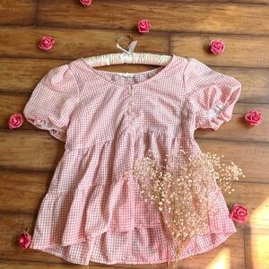 SOLD Cottagecore gingham gunne sax style puff sleeve pink top 💗